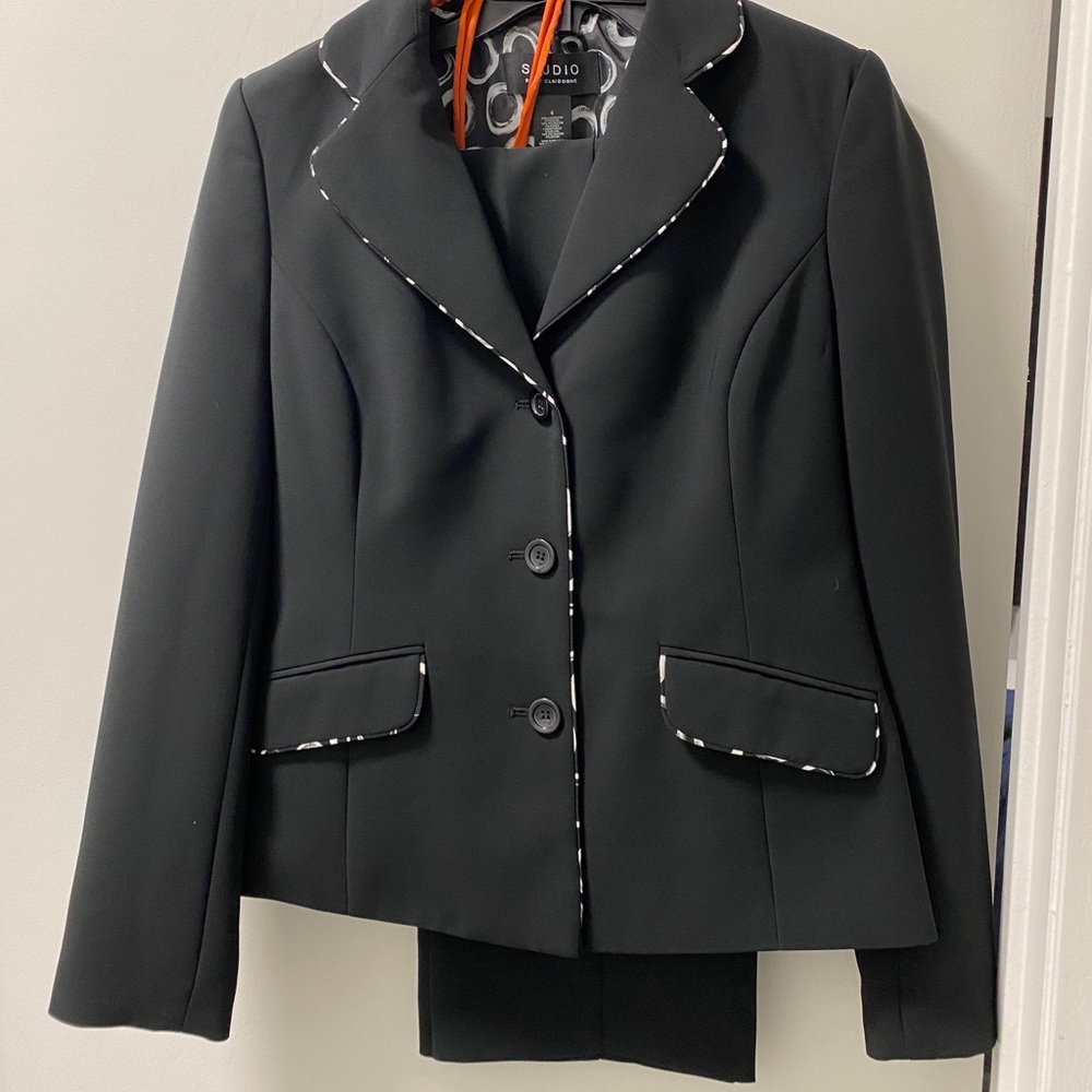 Studio by Liz Claiborne Black Blazer & Dress Pants Size 4